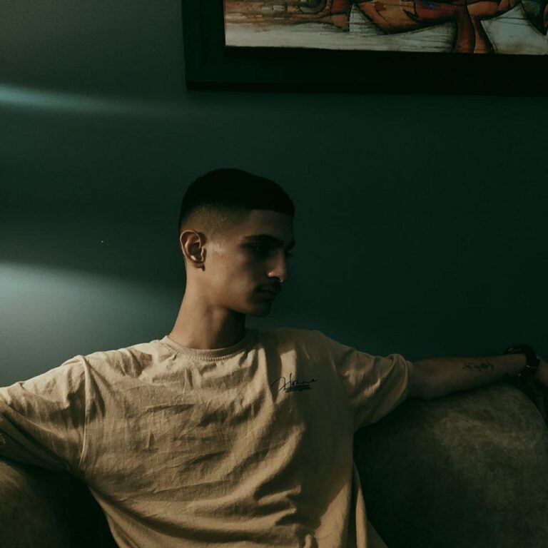 دانلود آهنگ حاشیه زیر صفر